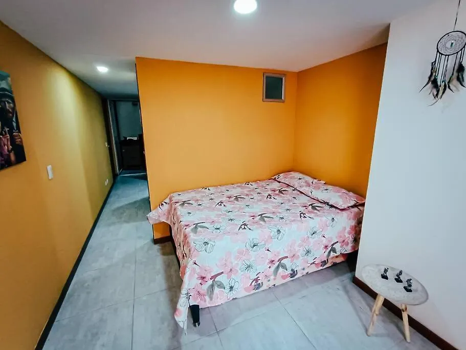 Lindo Apartamento Con Patio Privado. Medellín 0*,  Colombia